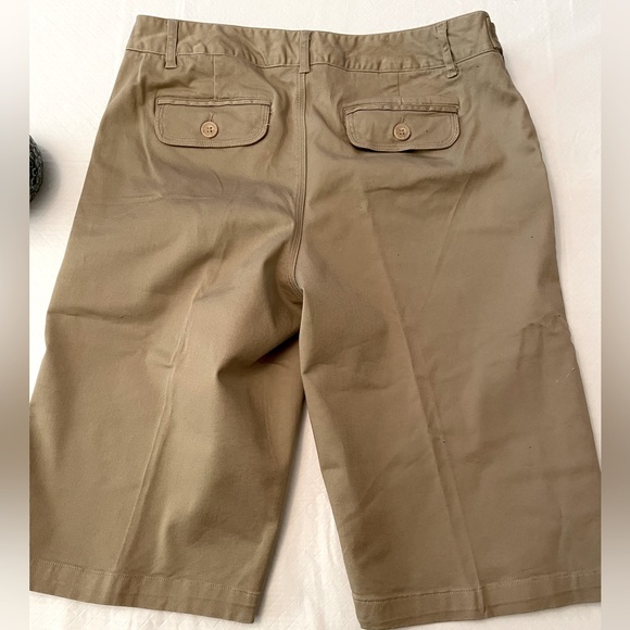 💙 Jessica Sport size 12 vintage Cargo Walking Short in a medium tan colour. - Picture 5 of 10